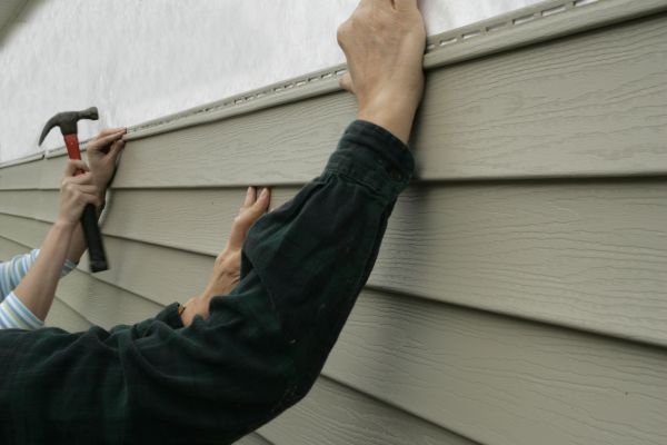 Insulated Siding Installation in Columbia